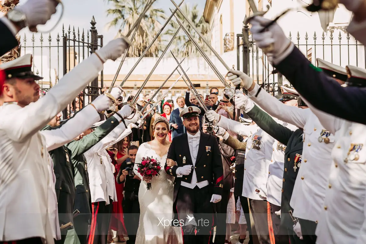 La boda de Javi y Isa en la hacienda veracruz en Sevilla